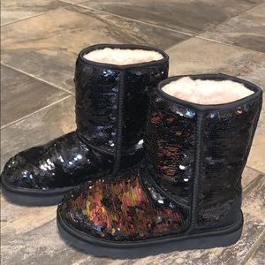 Girls Ugg Sequins Boots!!!
